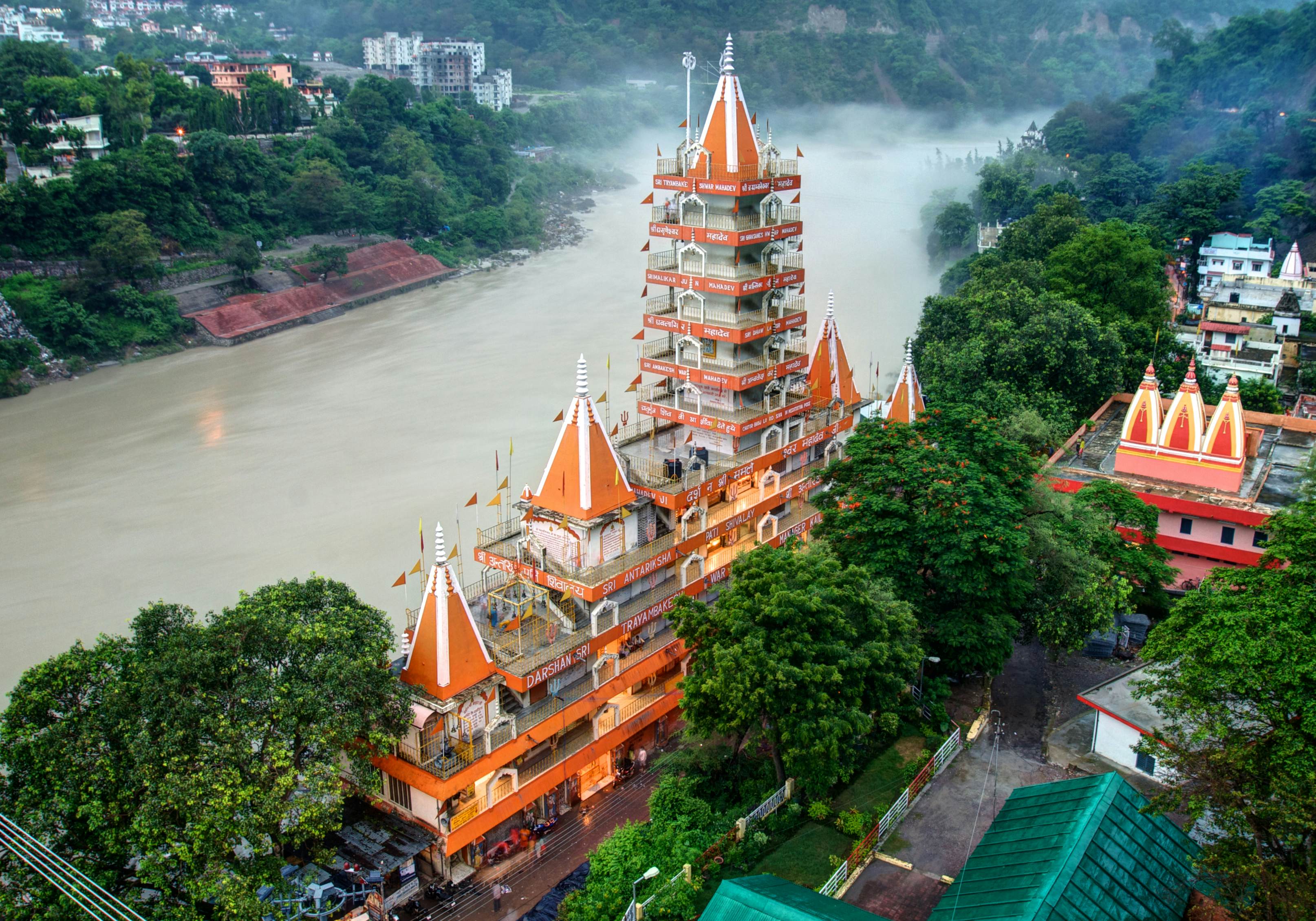 Explore Rishikesh with Shree Krishna Taxi